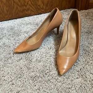 Tan Calvin Klein pumps. Size 7